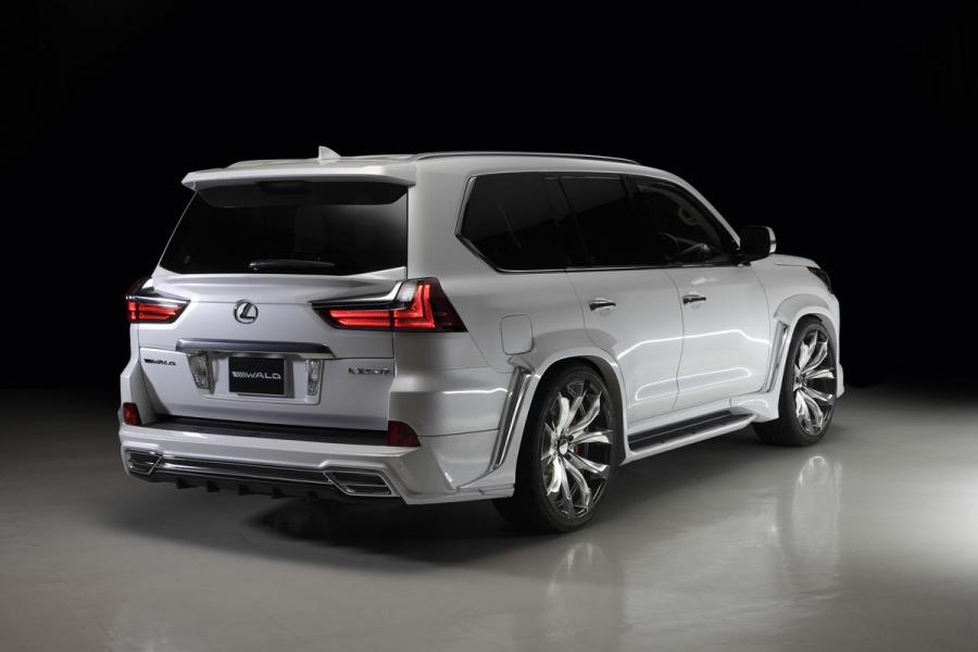  Lexus LX570 Sports Line by Wald (URJ200) 2016 года  (фото 13 из 23)
